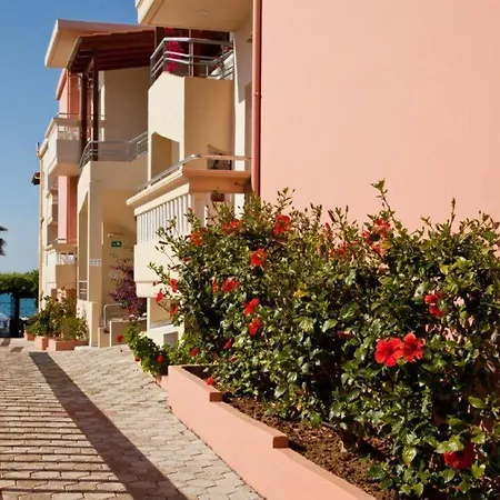 Lejlighedshotel Chc Atlantida Mare 3*