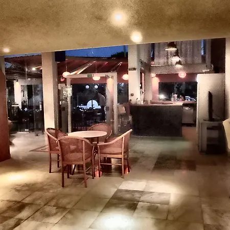 Lejlighedshotel Chc Atlantida Mare 3*